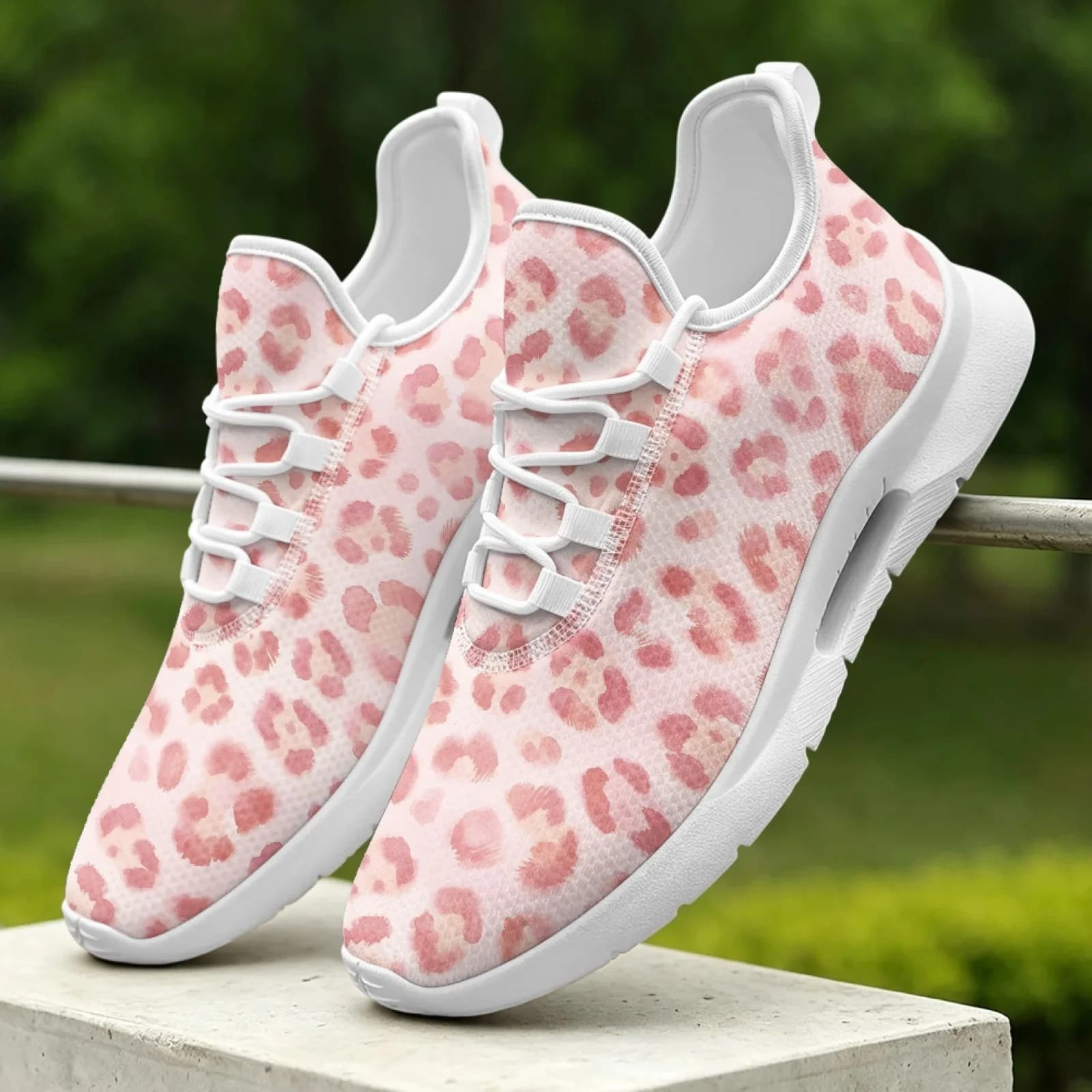XIXIRIMIDO Women's Lace-up Casual Shoe Nurse Shoes Women's Sandals Men's Sneakers and Casual Shoes Tenis Feminino Leopard Print