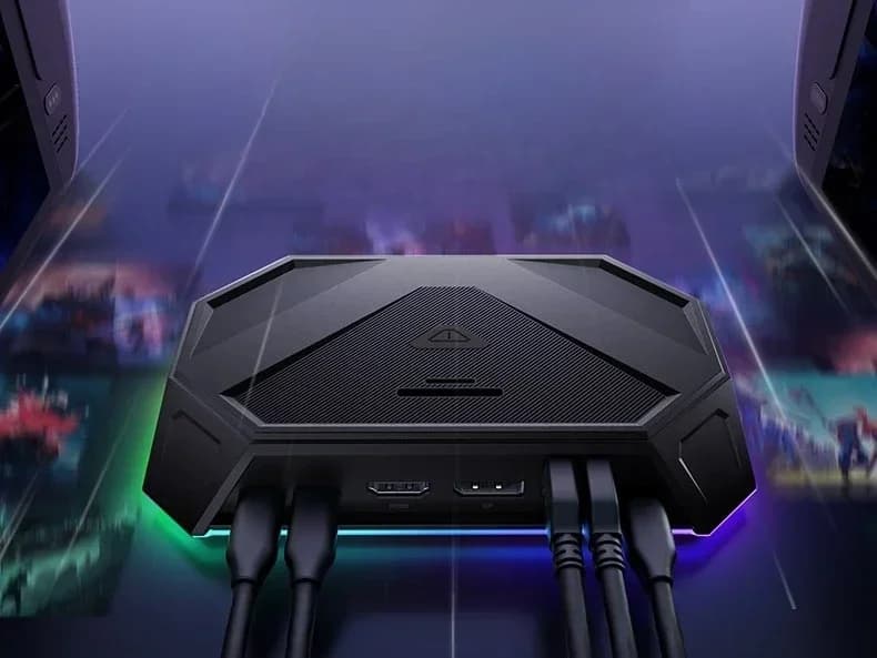 Docking Station RGB 12 in 1 per Computer Portatile da Gioco