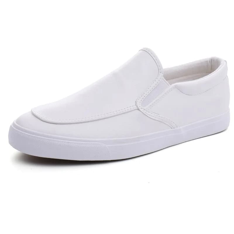 Primavera estate scarpe bianche mocassini da uomo Flat Casual Brand calzature maschili Cool Young Man Street Style Slip-on