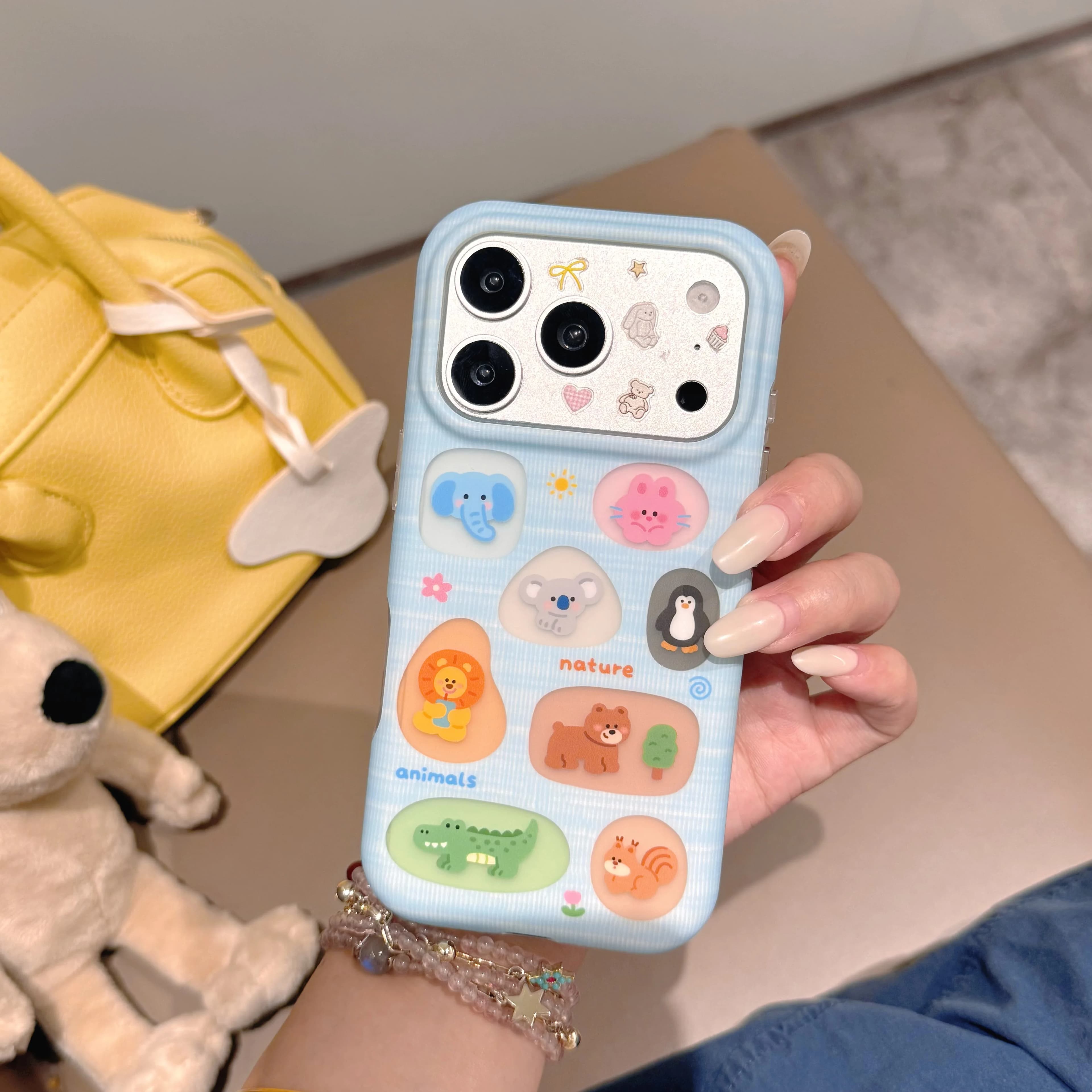 Cute Grid Animal Print Shockproof Phone Case For iPhone 17 16 15 Pro Max Cartoon Elephant Bear Squirrel Design Shockproof Cover