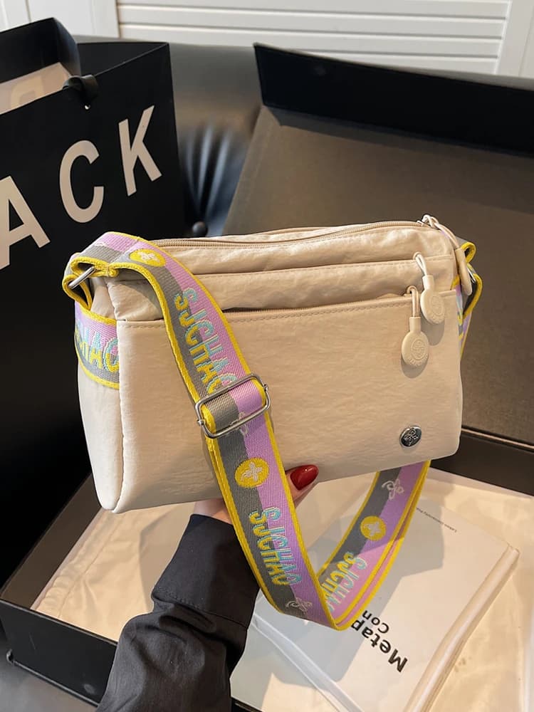Nuova Borsa a Tracolla Multistrato da Donna 2025, Semplice ed Elegante, Impermeabile, Leggera e Compatta