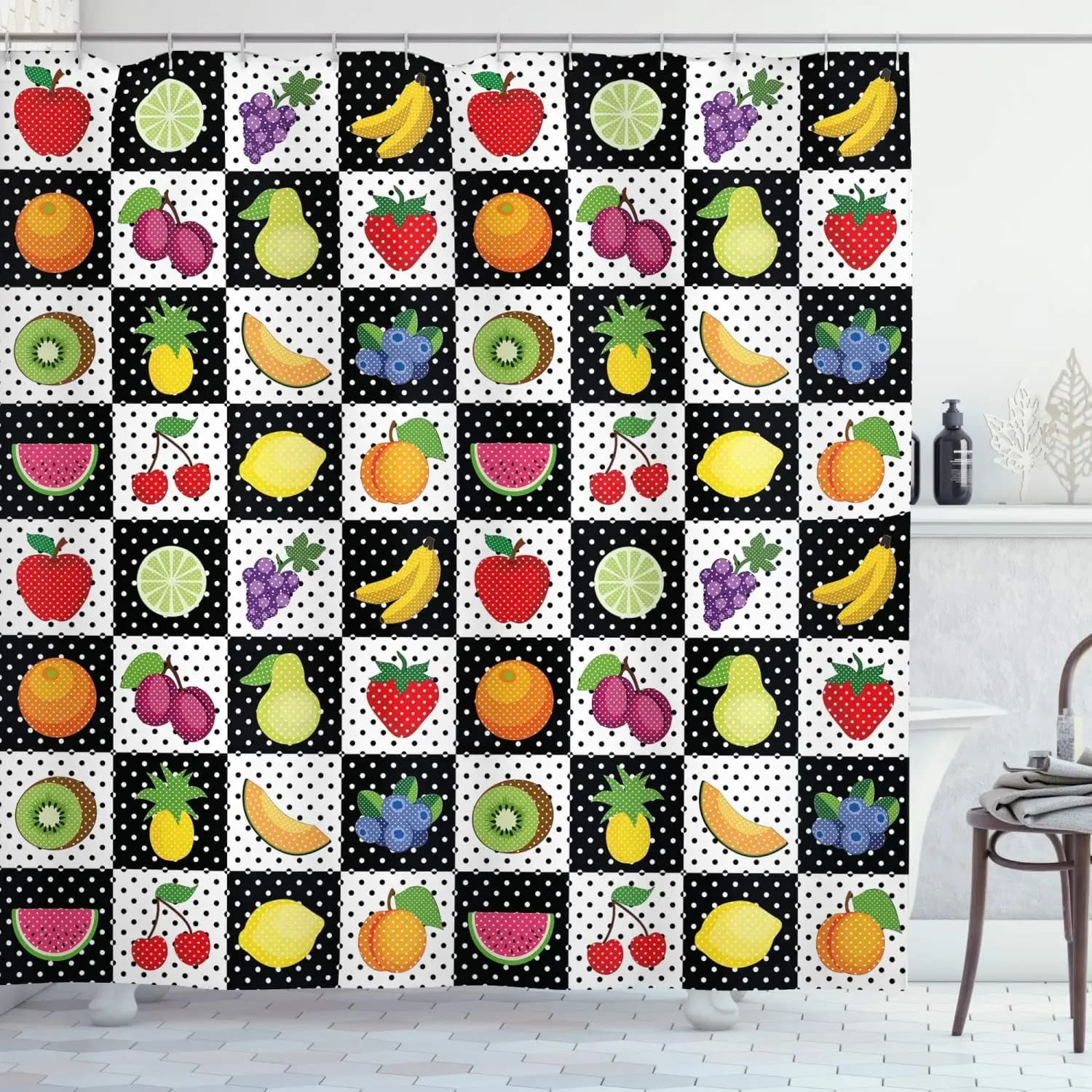 Tenda da doccia in bianco e nero, frutta e verdura da cucina natura con punti quadrati di scacchi design artistico, set da bagno in tessuto di stoffa