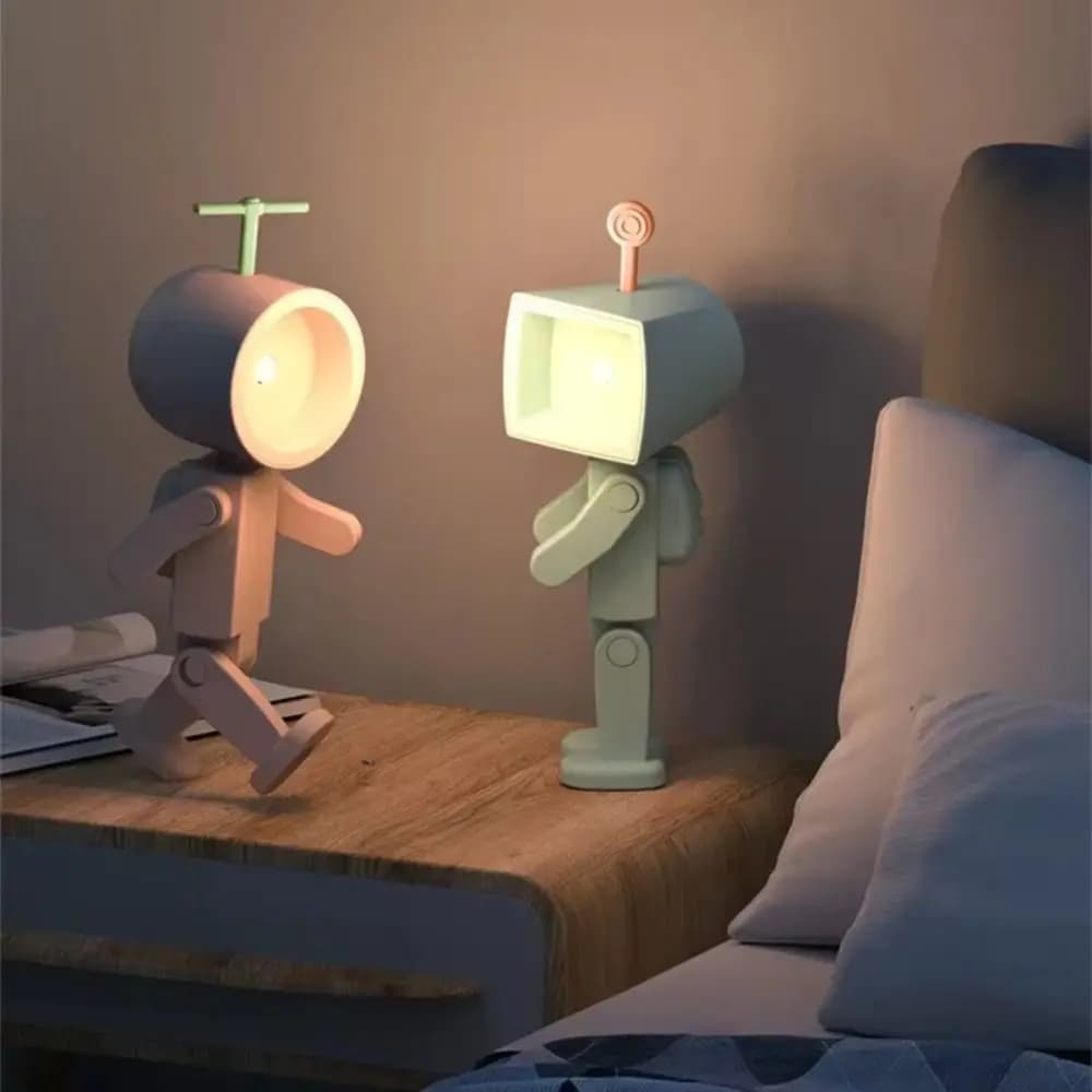 Lampada da Tavolo LED a Forma di Astronauta Kawaii, Mini Luce Notturna Magnetica con Batteria, Regalo di Compleanno