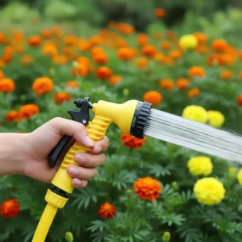 Spruzzatore per Tubo da Giardino con Controllo a Pollice Facile da Usare per una Distribuzione Efficace dell'Acqua