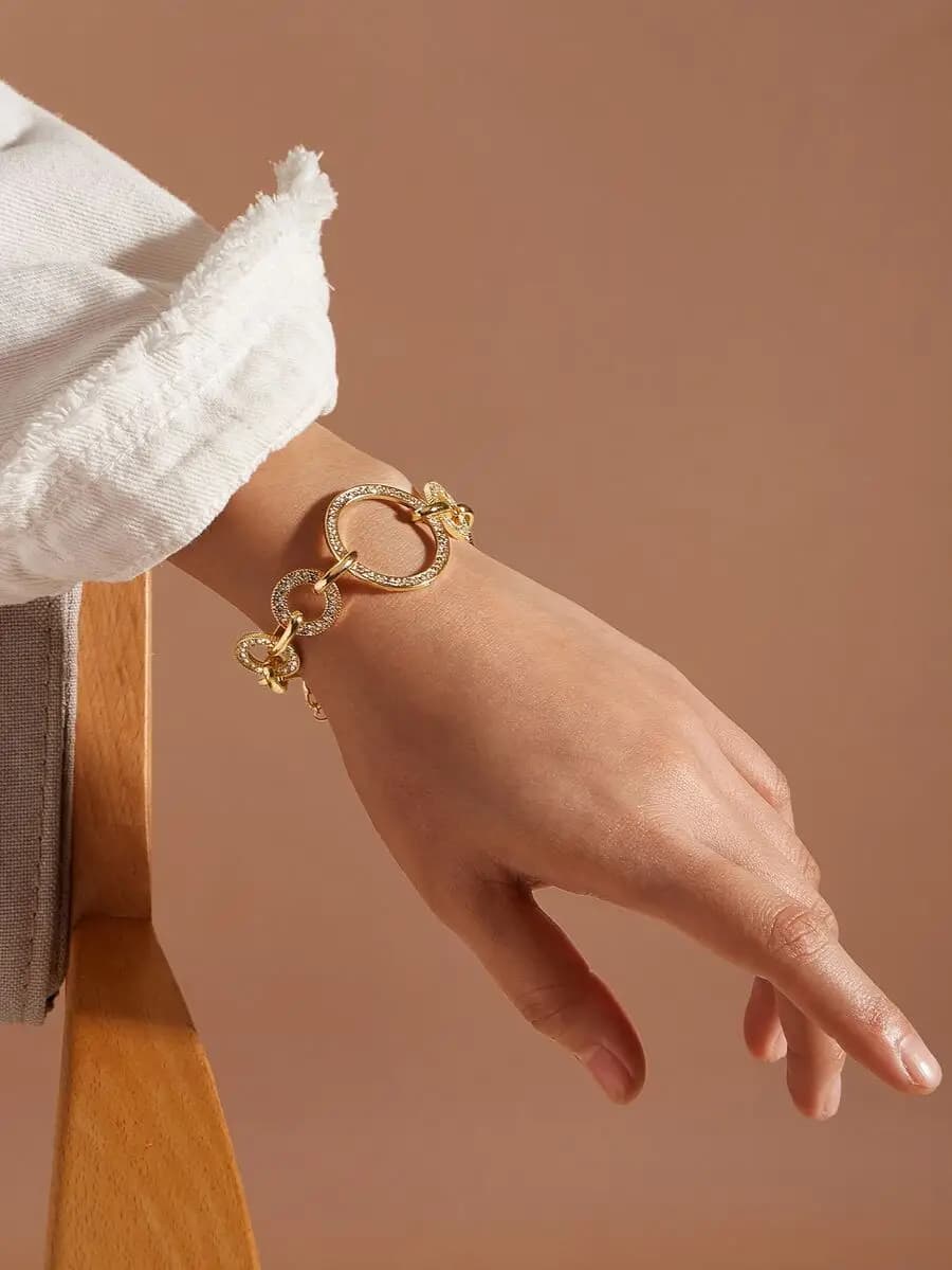 Rhinestone embellished chain bracelet for wrist decoration