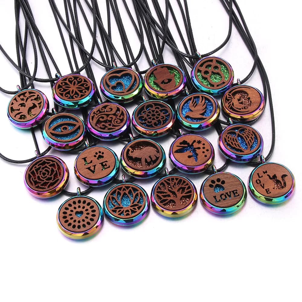 Collana di aromaterapia di moda metallo legno ciondolo con ciondolo Vintage ciondolo medaglione diffusore di olio essenziale regalo di tendenza per donna
