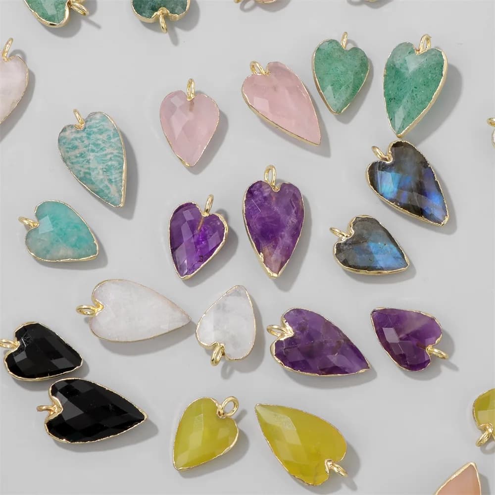 Ciondolo in pietra a forma di cuore sfaccettato da 2 pezzi, amazzonite naturale, ametiste, pietra solare, per gioielli di moda, creazione di bracciali, collane fai da te