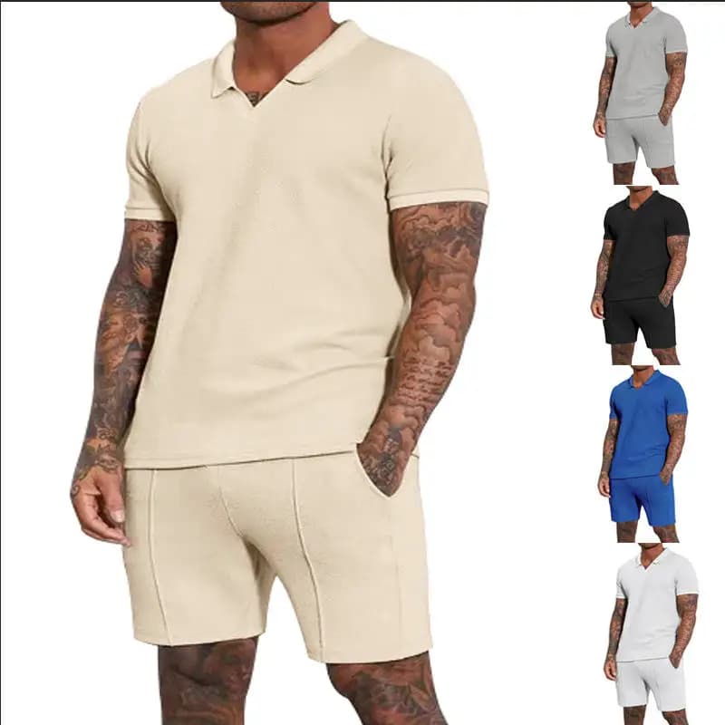Completo Estivo da Uomo: Maglietta a Maniche Corte con Scollo a V e Pantaloncini, Set Due Pezzi con Colletto Rovesciato, Abbigliamento Casual Comodo e Traspirante