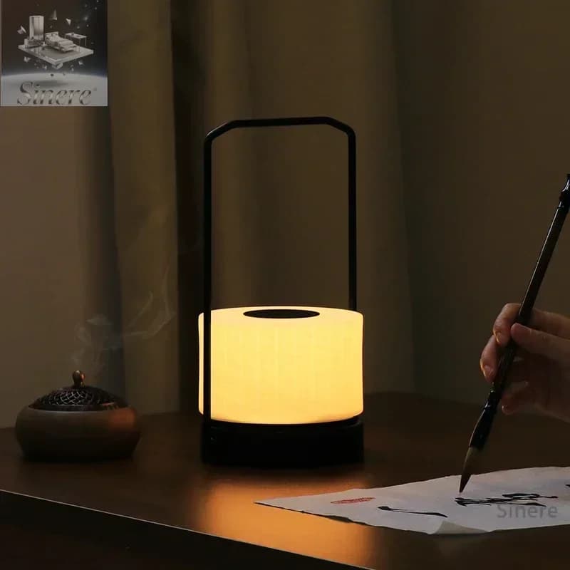 New Chinese desk lamp Bedroom bedside modern light luxury high-end charging led decorative portable home night light