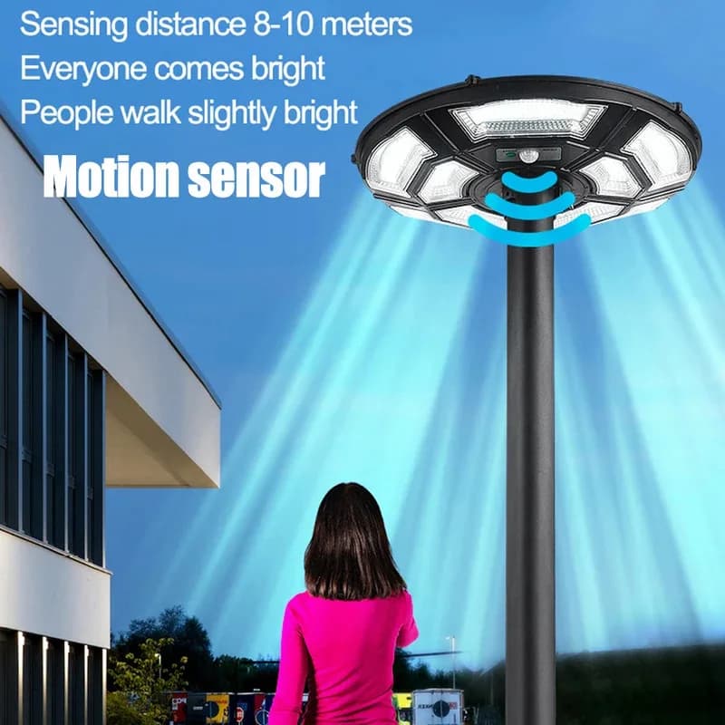 Luci di inondazione solari da esterno impermeabili con sensore di movimento e lampione solare remoto Luci di sicurezza per il parcheggio