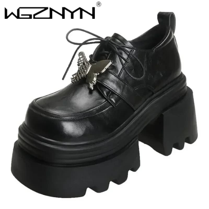 Scarpe con plateau di marca di lusso NUOVE scarpe da donna in vera pelle PU 2025 autunno tacco alto tacco spesso scarpe singole stringate per sneakers da donna