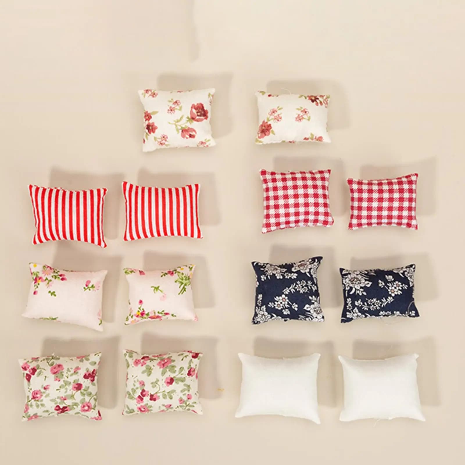 1/12 Scale Dollhouse Sofa Cushion Simulated Model Toy Dollhouse Furniture for Dollhouse