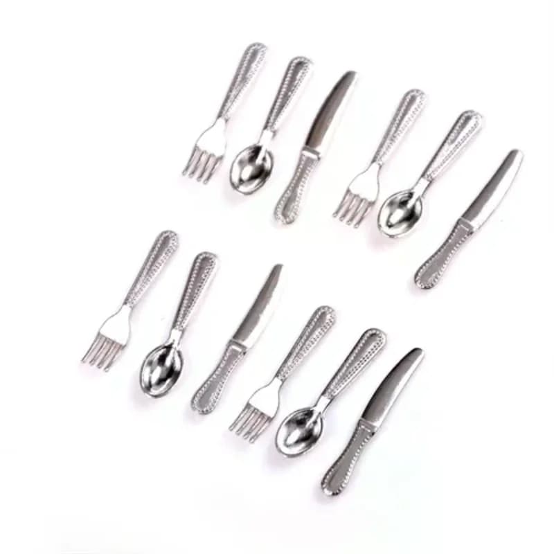 12 pezzi di accessori per casa delle bambole in miniatura, coltello e forchetta