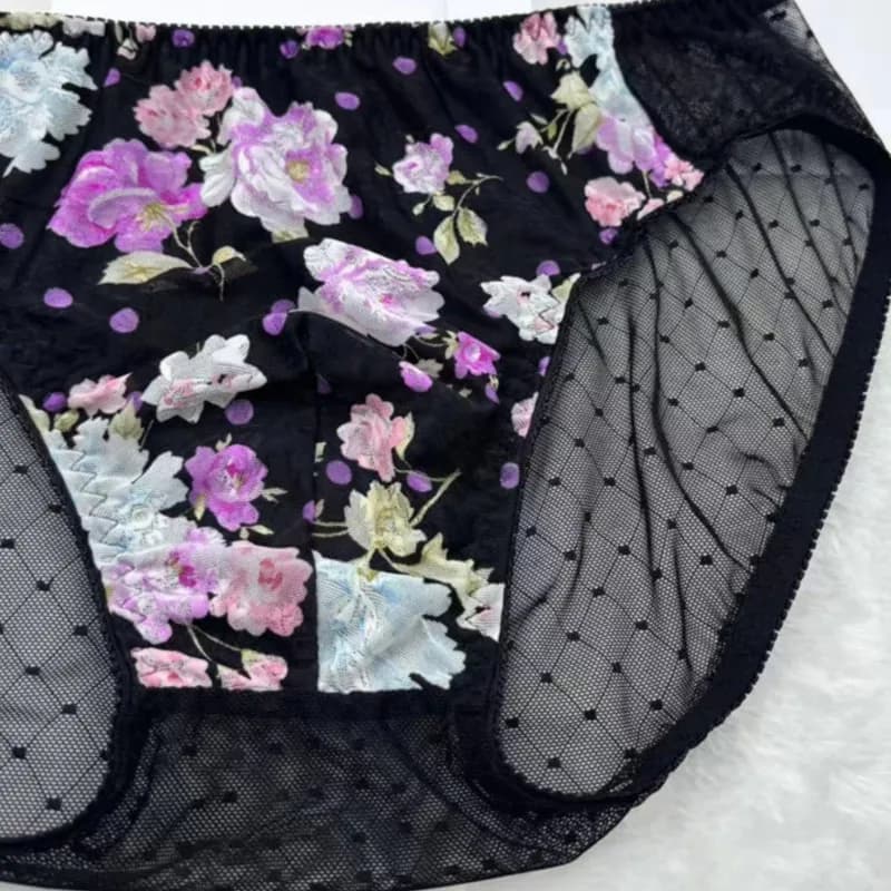 Man's Flower Embroidery Sexy Panties Sissy Lace See Through Underwear Cross-dressing Pouch Bag Panties Thai Private FKK Party