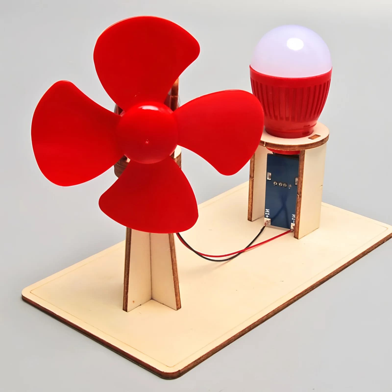 Modello di ventaglio per la generazione di energia eolica, modello di assemblaggio artigianale fai-da-te per bambini, regalo per esperimenti scientifici educativi fai-da-te per bambini