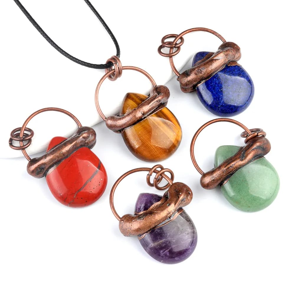 Collana con Ciondolo Vintage Avvolto in Filo di Rame, Collana Curativa a Goccia con Gemme Miste per Donna