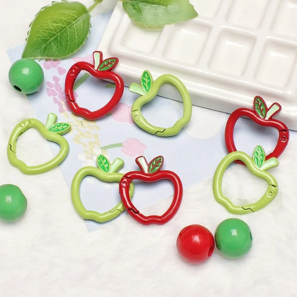 10 pz. Portachiavi in lega a forma di mini frutta, rosso e verde, accessori squisiti, ornamenti fatti a mano, ciondoli per borsa