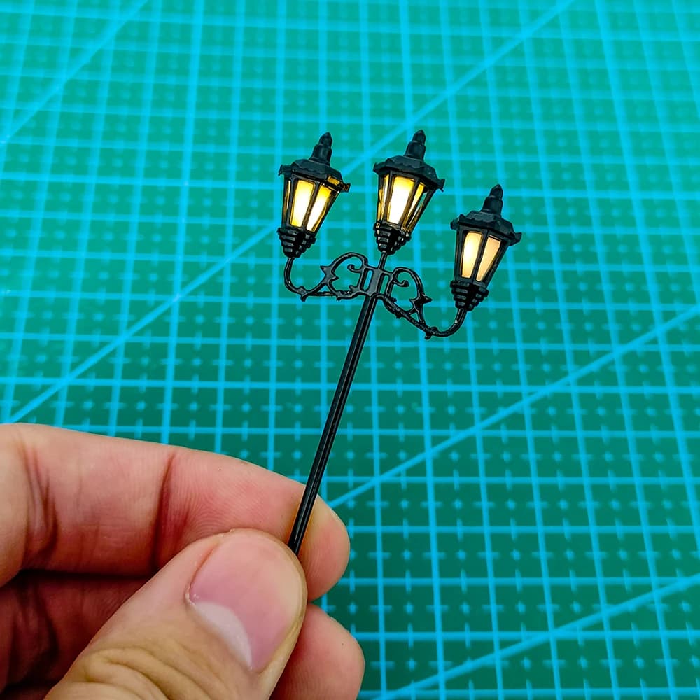 Simulation In Miniature 3V Led Lamp Model Scale 1:87 Light For Train Rail Construction Sand Table Scene Materials Diorama Kit 1Pc