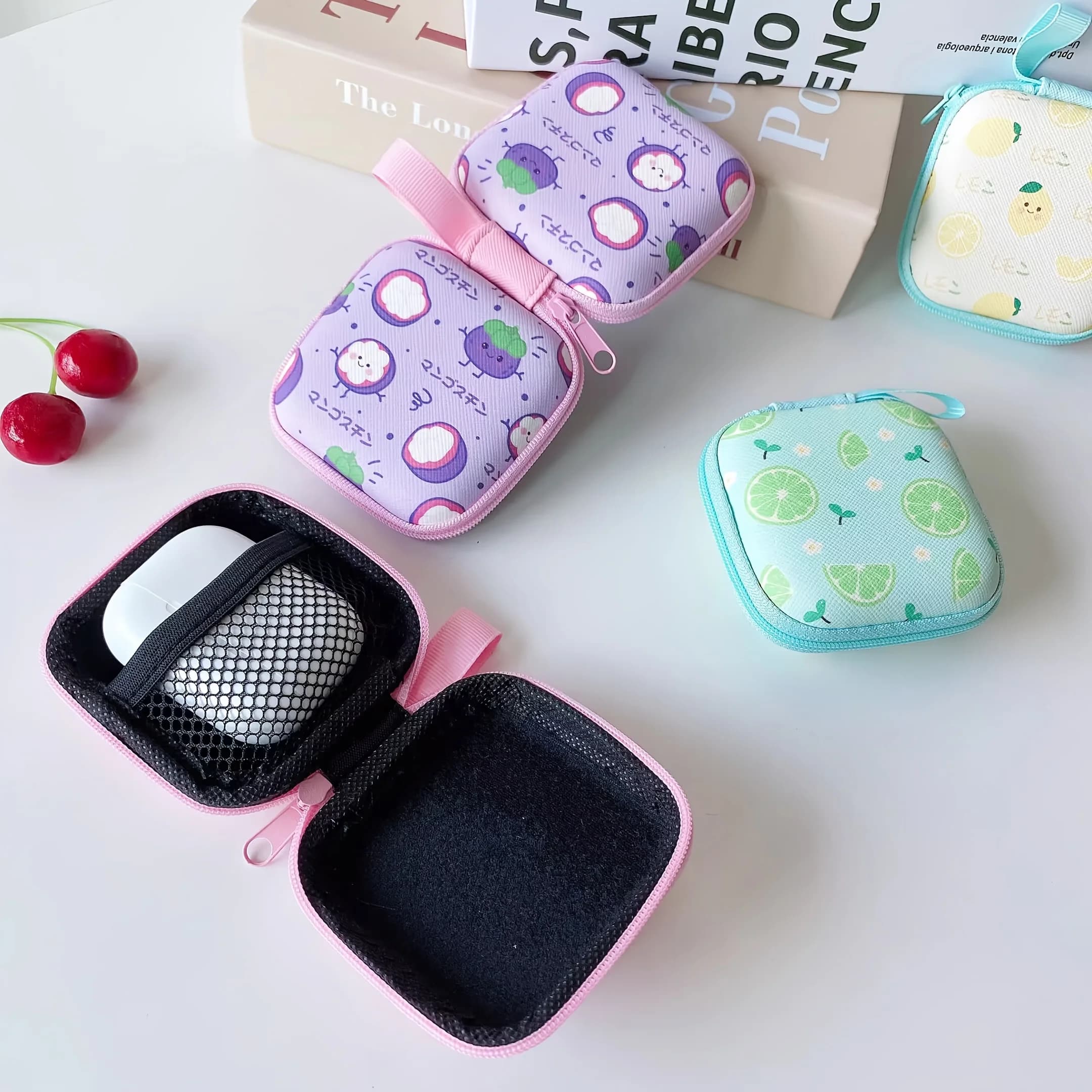 Custodia Rigida Portatile per Cuffie con Cerniera, Mini Organizer per Auricolari e Cavi USB, Borsa Protettiva per Auricolari a Cartone Animato