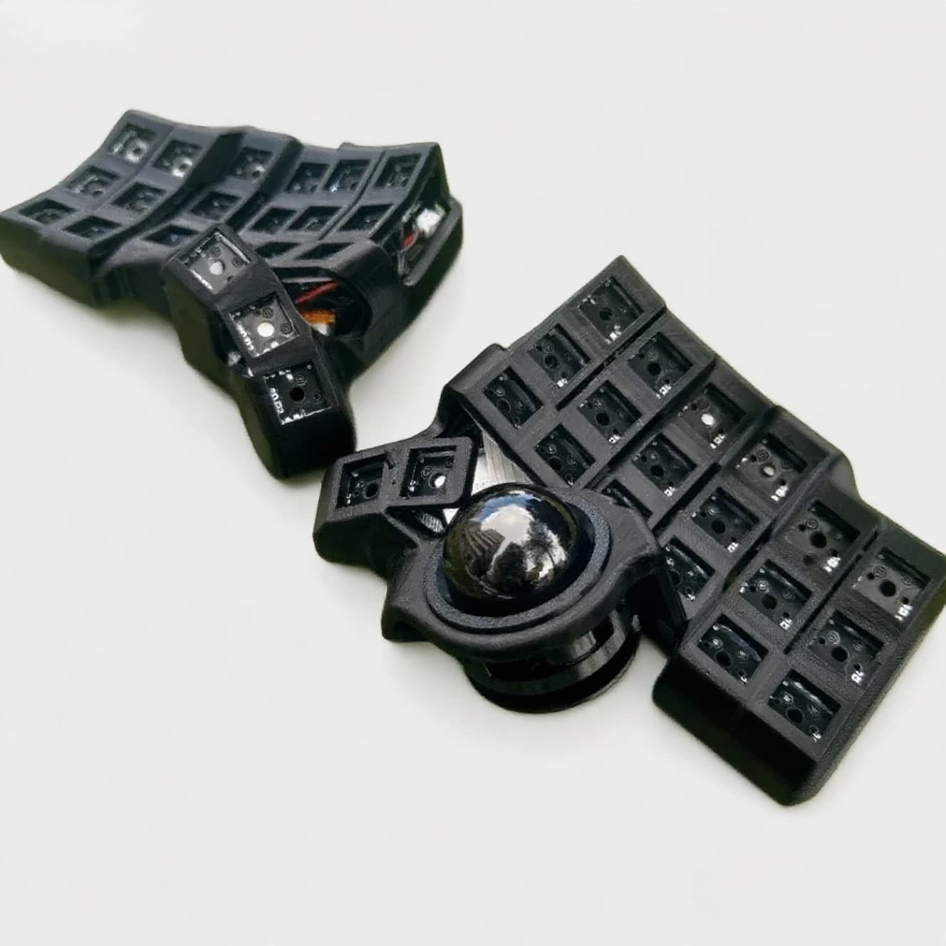 Charybdis Mini Split Keyboard Kit 3x6/3x5 Trackball Custom Wireless Bluetooth Curved Mechanical Keyboard Hotswap Gaming Keyboard