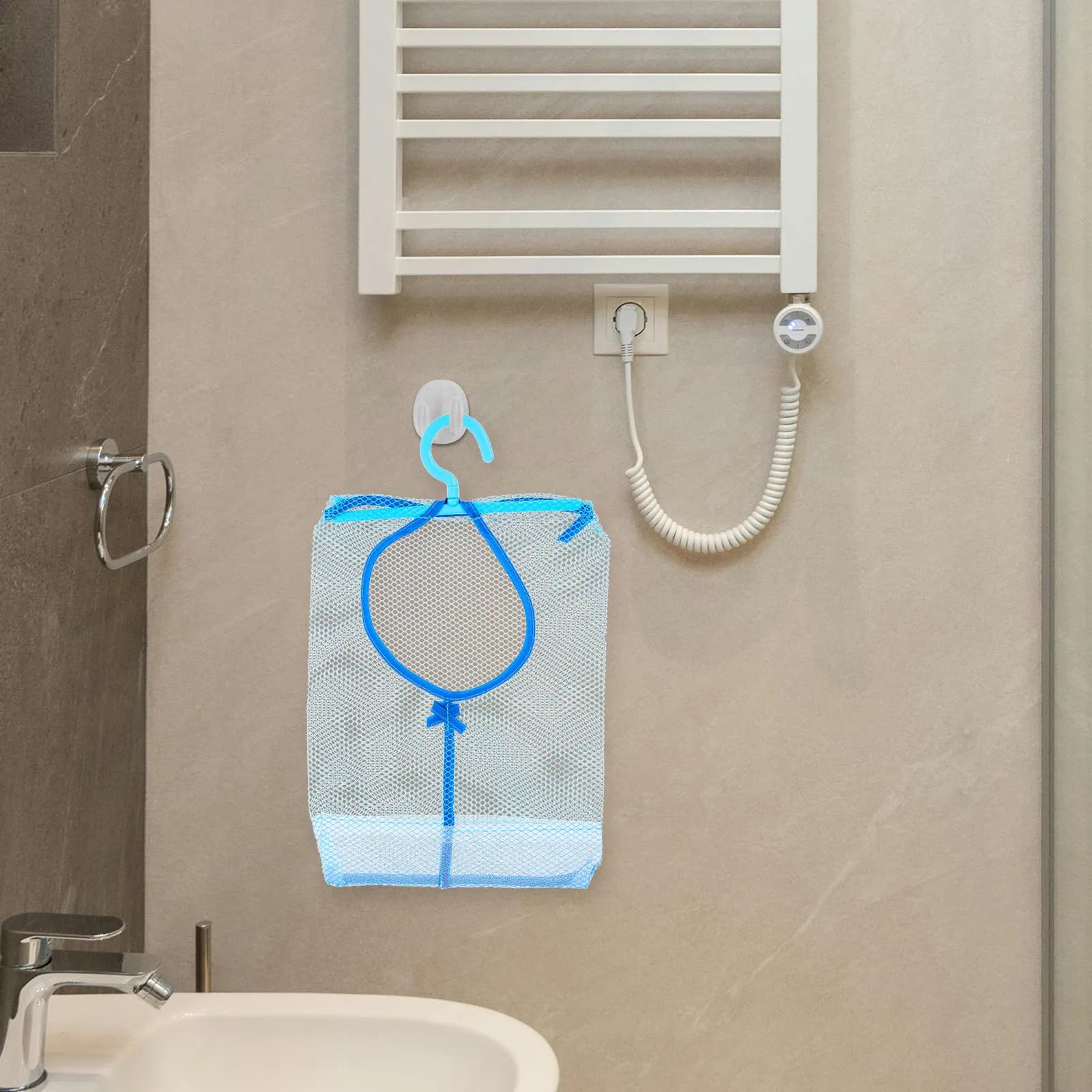 Mesh Hanging Bag Laundry Travel Dirty Clothes Storage Bag Clothespin Holder Bathroom Shower Organizer Clothes Pin Holder