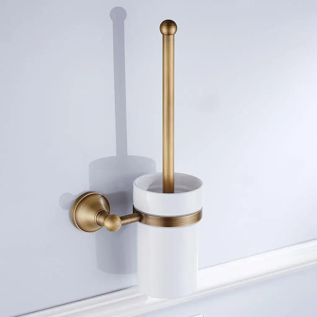 Set di strumenti per la pulizia del bagno con supporto in ottone antico + tazza + scopino bianco