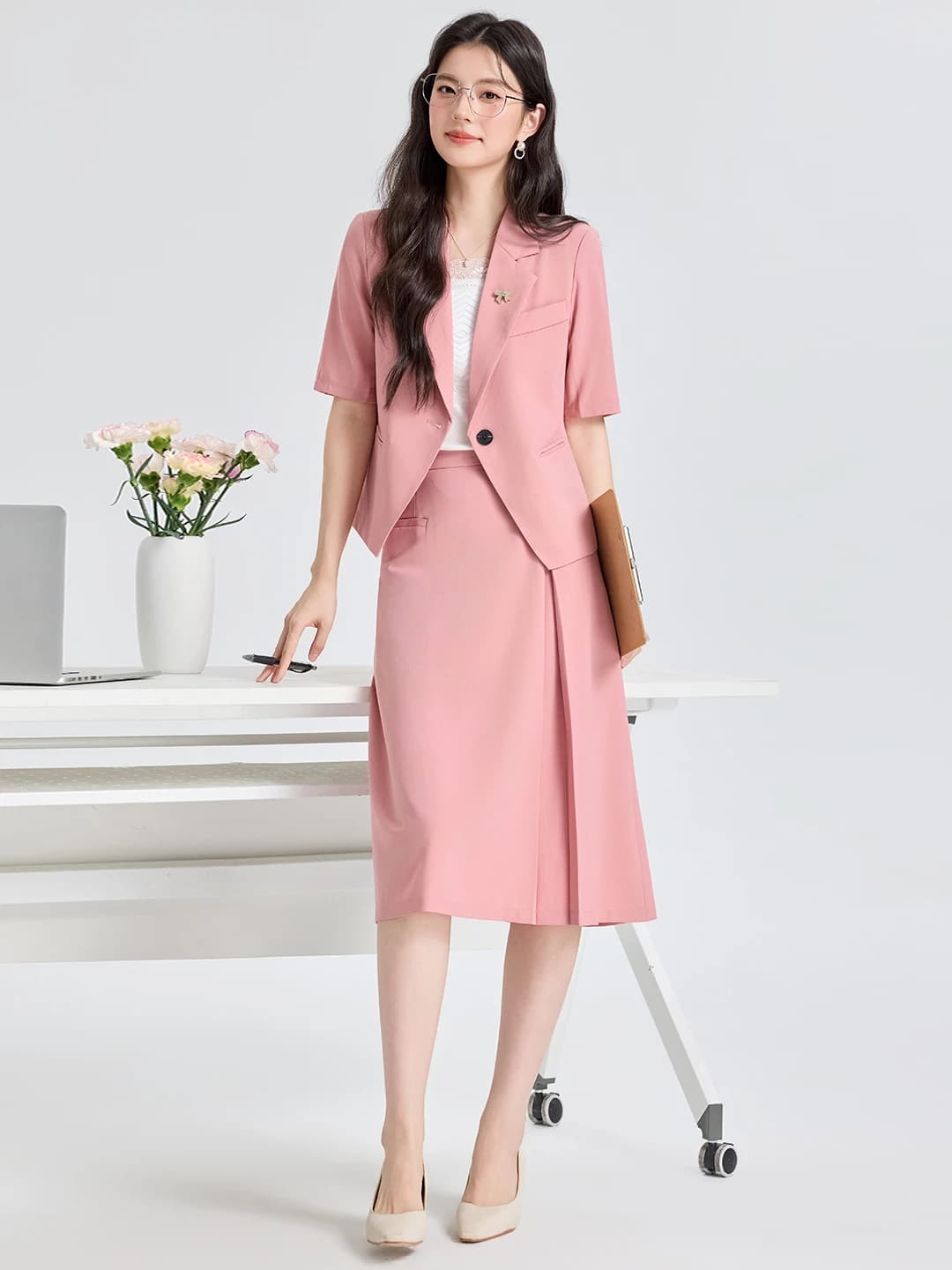 Slim Fit Women's Suit Set Casual Summer New Arrival for College Students High Quality Professional Looking Jacket