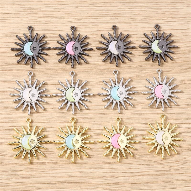 5 Pezzi Ciondoli in Metallo a Forma di Sole, Luna e Stella 23x26mm per Creazione di Gioielli, Orecchini, Collane, Bracciali, Accessori Fai-da-Te, Regalo