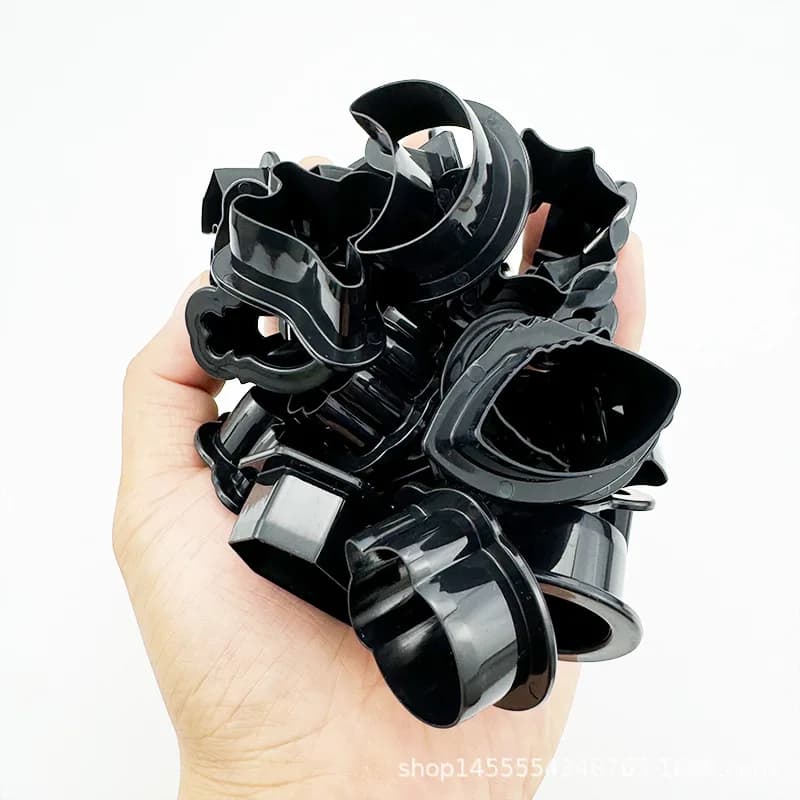23pcs Mini Halloween Cookie Cutter Set Unique Shaped Small Plastic Baking Tools For Thanksgiving Valentine's Day