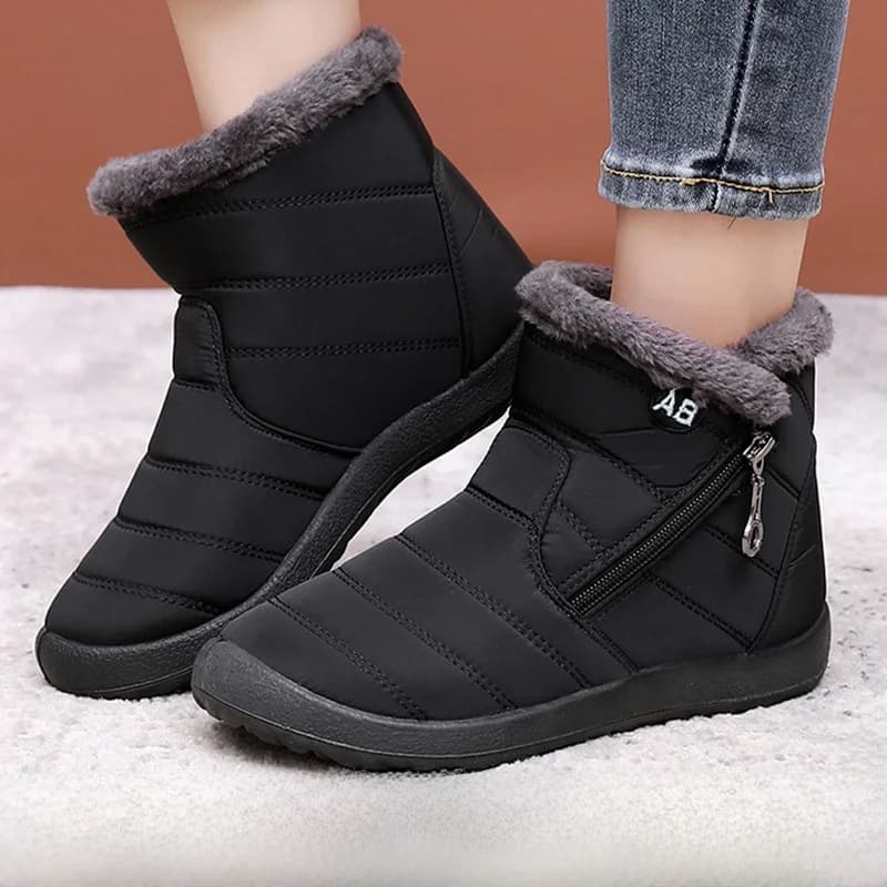 Women's High-Top Fleece Lined Snow Boots Winter Warm Lightweight Side Zip Cotton Boots Fashionable And Comfortable