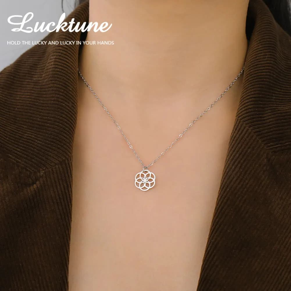 Lucktune Necklace with Viking Life Flower Pendant for Women Necklace with Stainless Steel Semi Life Chain Jewelry Accessories Gifts