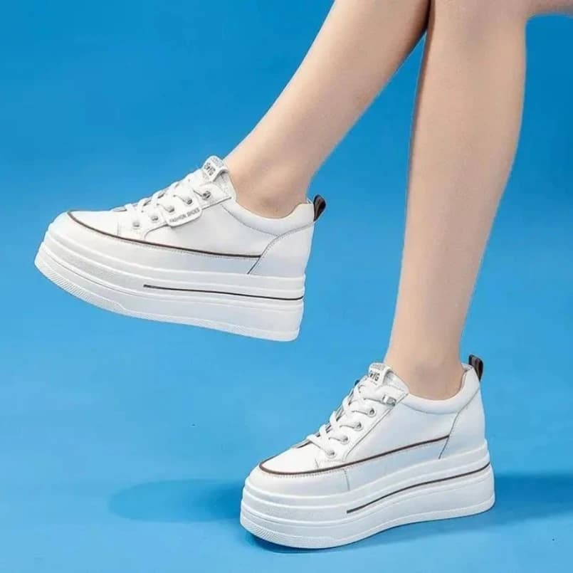 2025 9 centimetri di Cuoio Genuino Della Piattaforma di Modo Della Cuneo Scarpe Da Ginnastica Delle Donne Chunky Primavera Autunno Casual Vulcanize Scarpe Da Donna Traspiranti