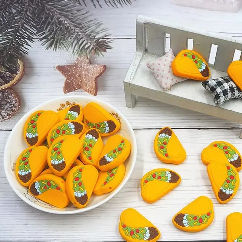 Chenkai 10PCS Perline focale a forma di Taco per penna con perline Ciondoli in silicone Perline di caratteri per la creazione di penne Catena ciuccio per bambini fai da te