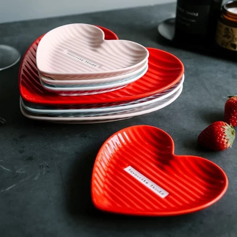 # Piatti in ceramica con cuore creativo all'ingrosso, torta smaltata in ceramica, frutta secca, innamorato #