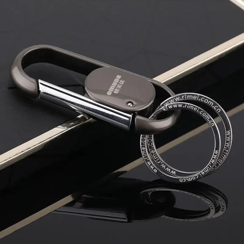 Portachiavi per uomo moda portachiavi per amanti in acciaio inossidabile portachiavi in metallo per auto in vita con ciondolo a forma di portachiavi