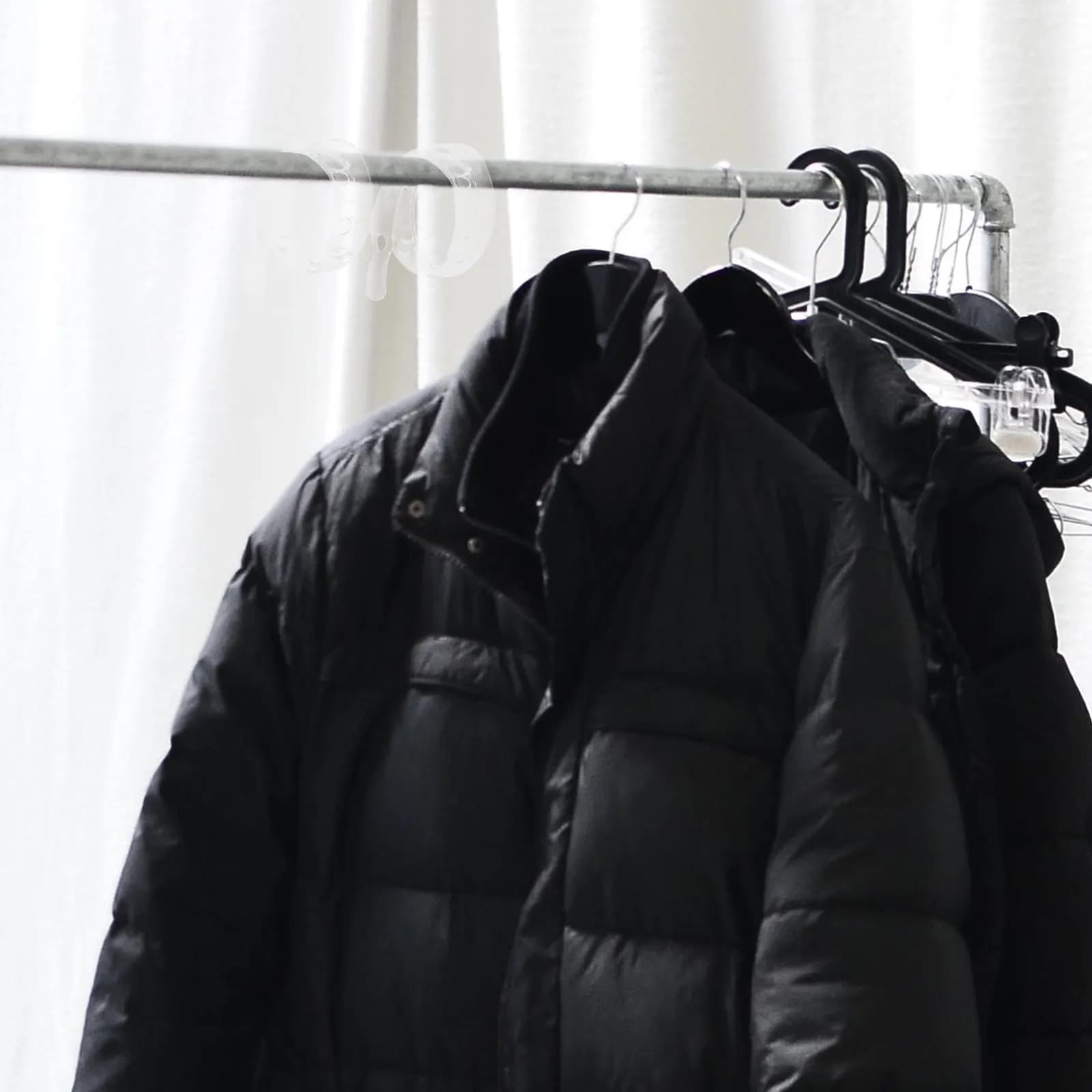 10 Pezzi Strisce Appendiabiti in Plastica Bianca, Catena Versatile per Appendere Vestiti, per Negozi al Dettaglio, Organizzazione Armadi, Appendiabiti per Pantaloni, Top e Gonne