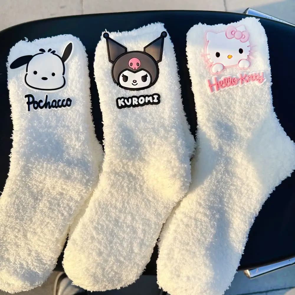 Hot socks in coral fleece Sanrio Hello Kitty for women Autumn Winter White Kuromi Nice night socks cartoons Floor socks for the house Gift