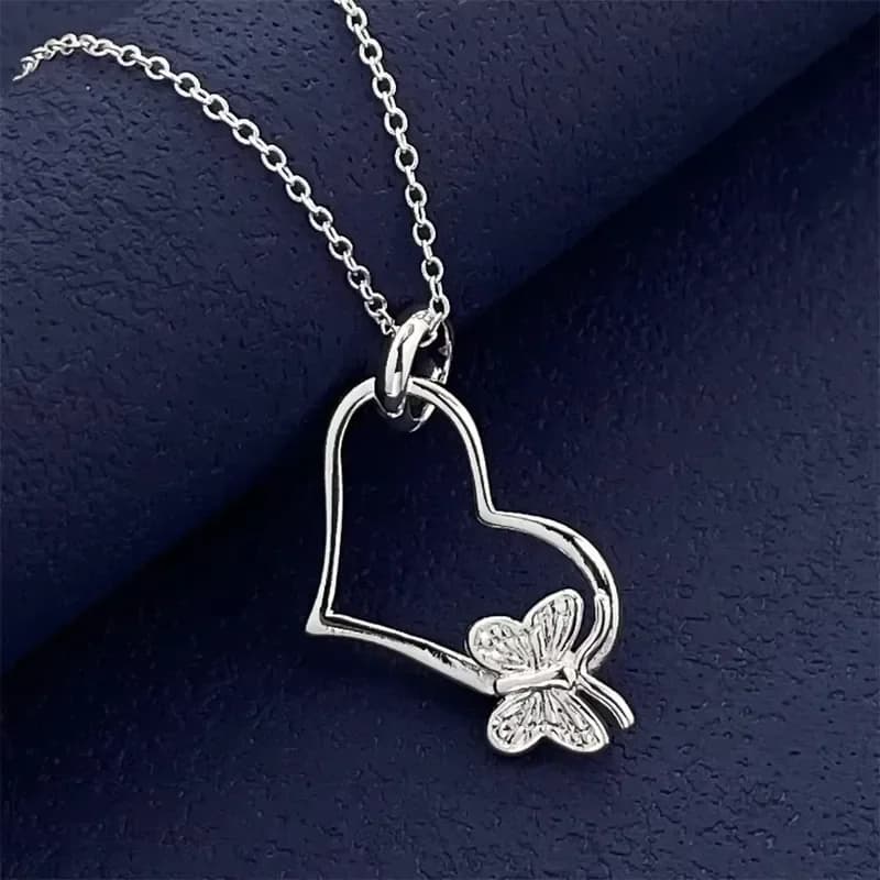 925 Sterling Silver Love Butterfly Pendant Necklace For Ladies Couple Simple Luxury Banquet Wedding Birthday Jewelry Gift