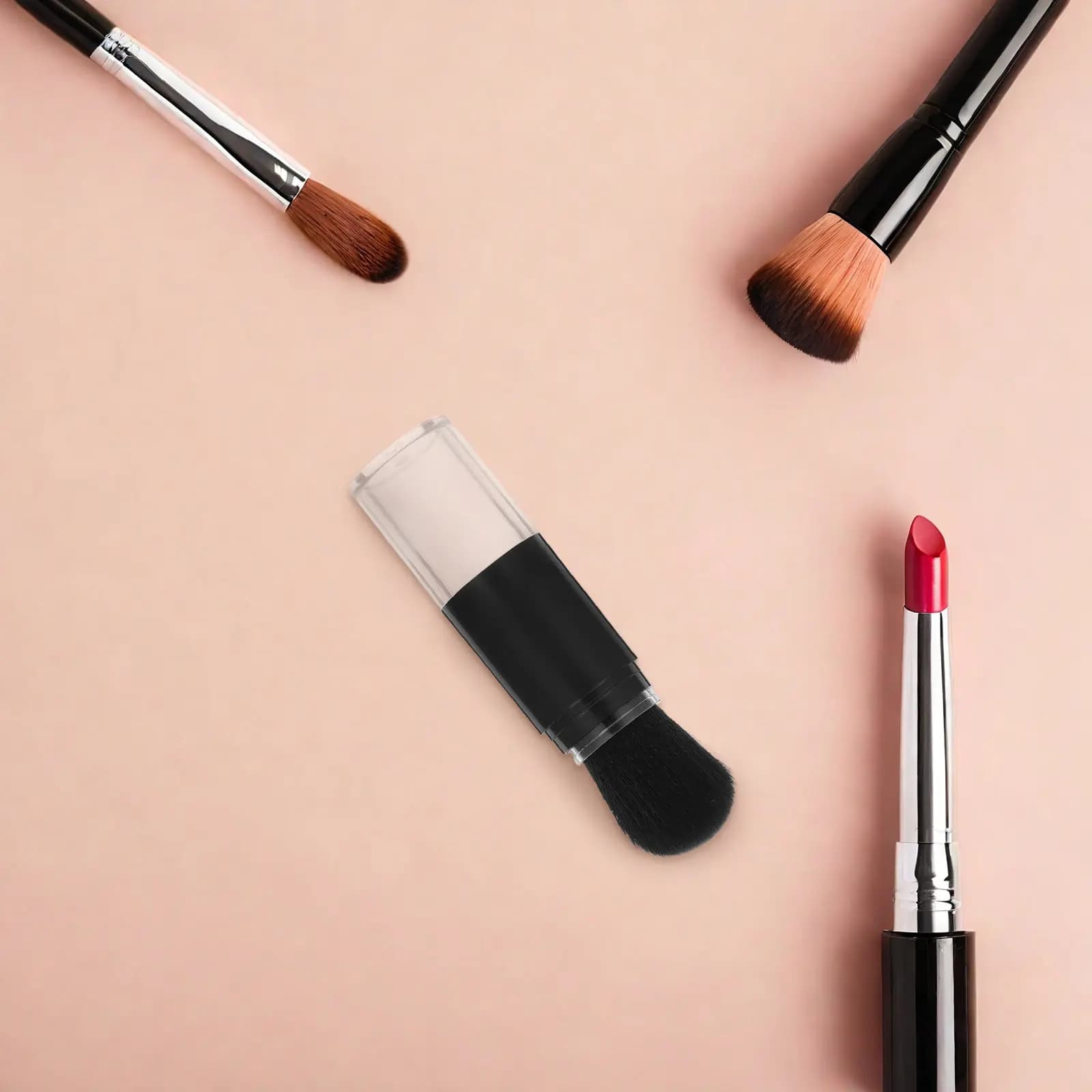 Soft Multifunctional Makeup Brush in Capra Fiber, Automatic Powder Dispenser, Compact Design for Blush and Cypria