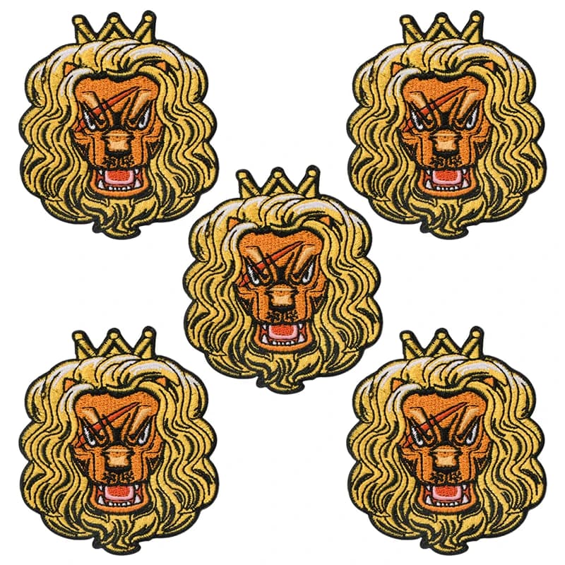 5 toppe ricamate termoadesive con corona d'oro e leone adatte per magliette fai da te, felpe, giacche, jeans, zaini, borse,