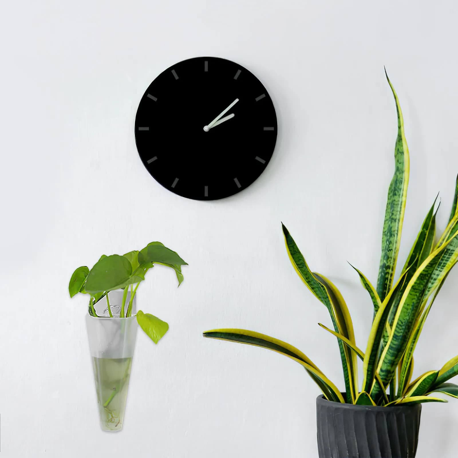 Fioriera da Parete in Plastica, Vaso Sospeso per Piante, Portavaso da Parete per Balcone, Interni ed Esterni, Decorazione da Giardino