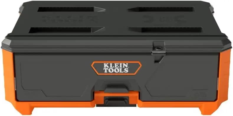 Complete Tool Box in Single Drawer with Guide to Ball, PVC Foam Dividers and Mat for an Effective Organization