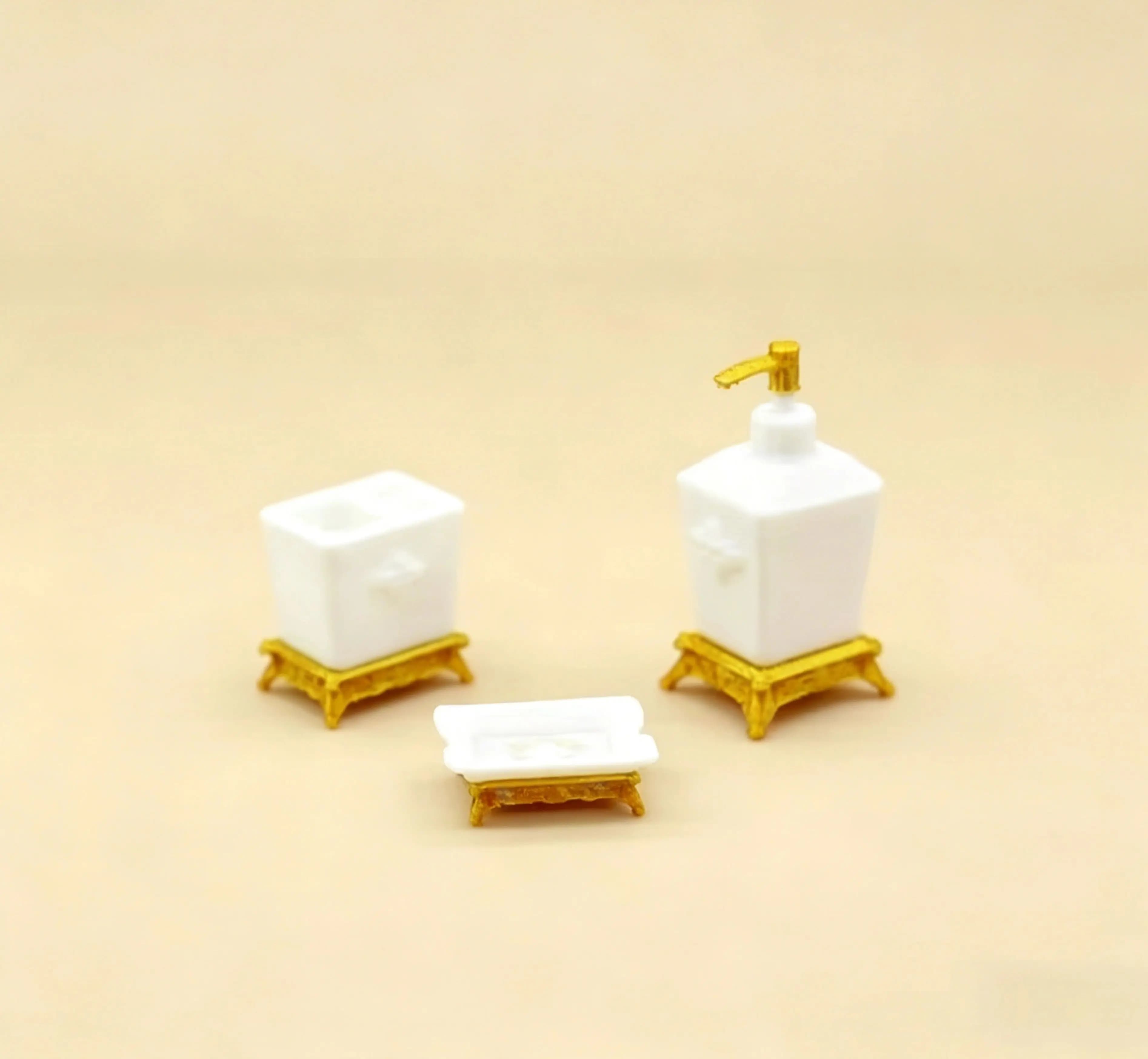 Set di accessori per il bagno in miniatura per casa delle bambole in scala 1:12, flacone per lozione e portasapone in stile nordico, modello mini porta spazzolino da denti