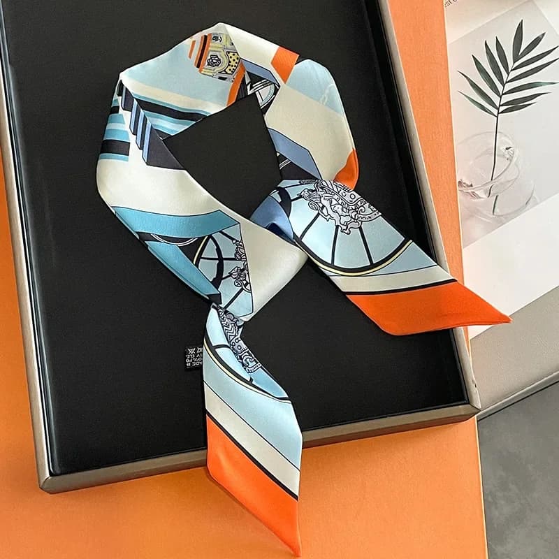 Sciarpa con tracolla stampata di marca di lusso Sciarpa da donna piccola sciarpa di seta Fascia per accessori per borse lunghe Nastro