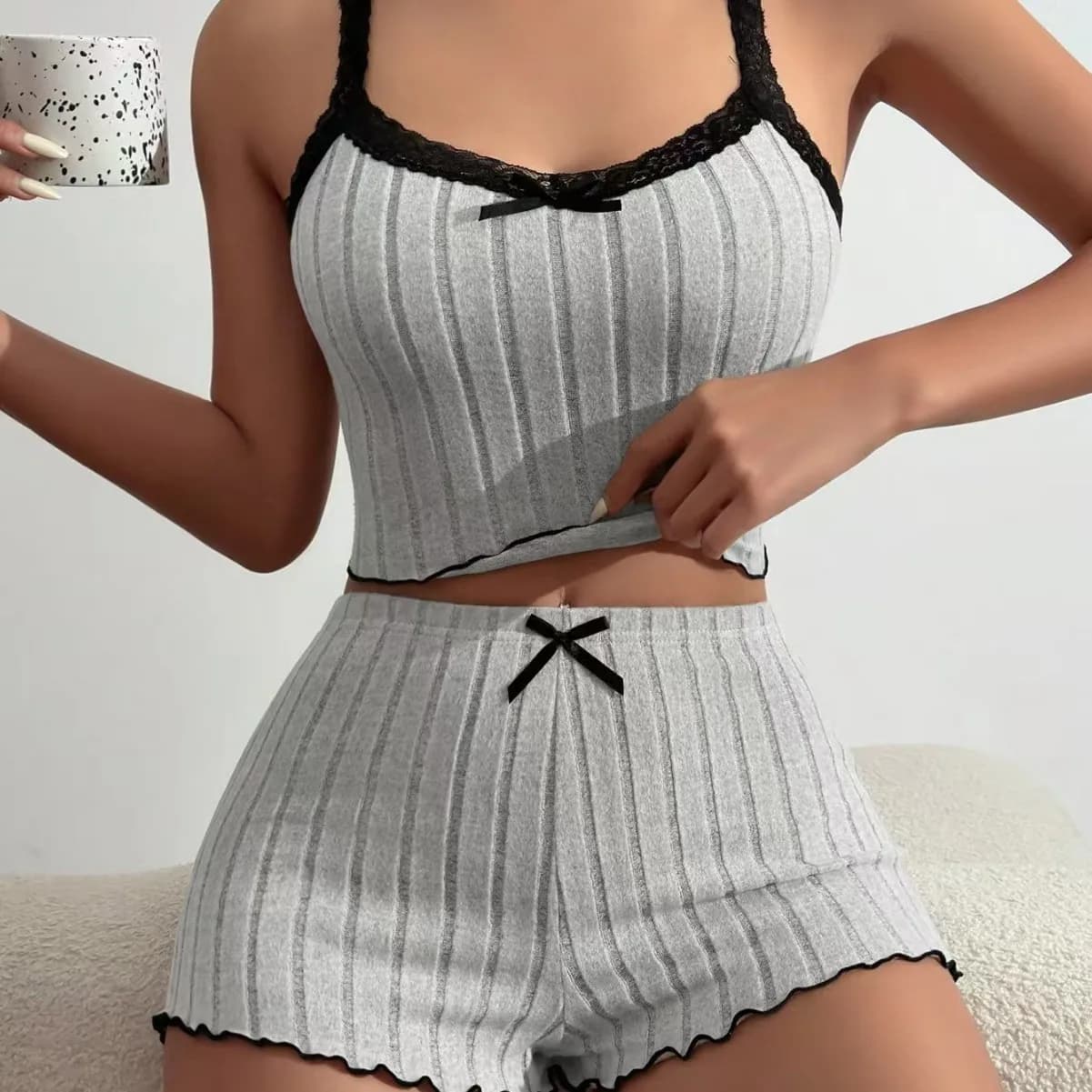 New Fashion Women Lace Trim Sleepwear Set Comfortable Summer Bow Tie Sleeveless Top Shorts Two Piece Outfit