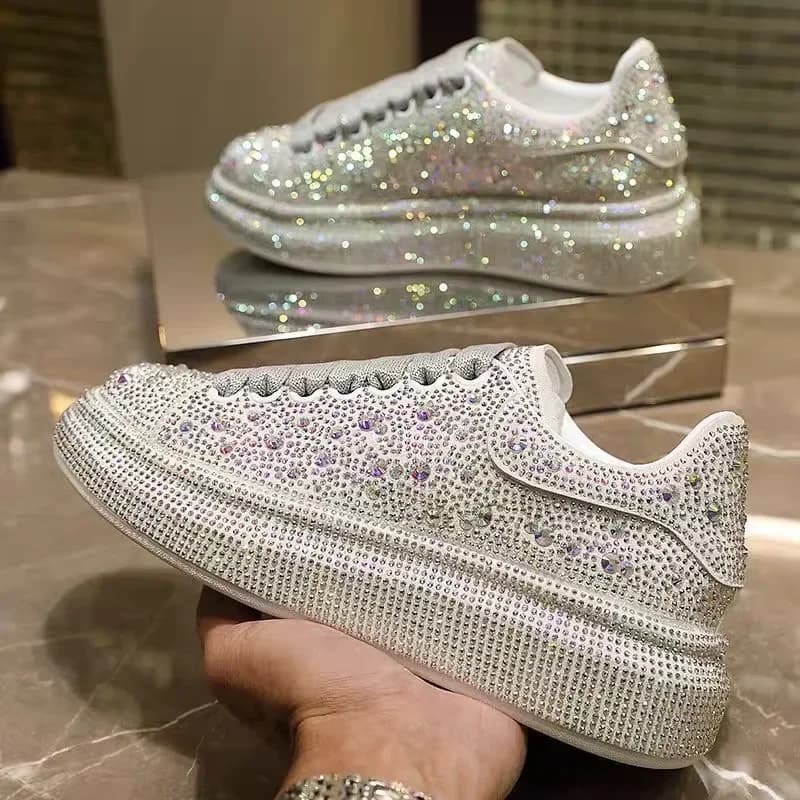 Sneakers with plateaus signed glittered by women casual shoes comfortable and shallow women shoes with luxury rhinestones Zapatos De Mujer