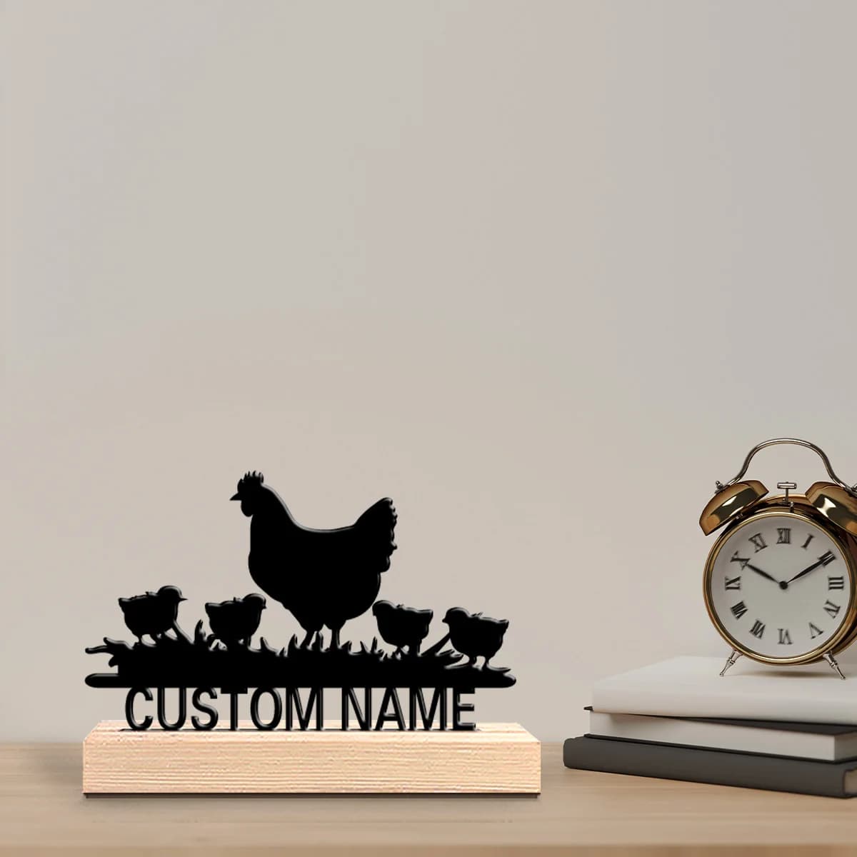 1 pz Nuovo Design Statuette in Metallo Personalizzate Gallina e Pulcini con Base in Legno Decorazione da Tavolo Rustica Base in Legno per Scrivania