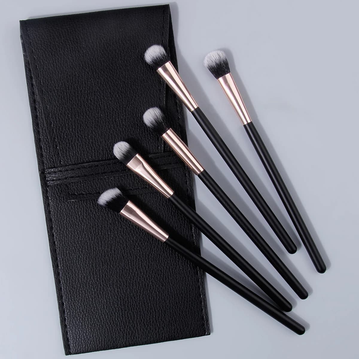 Set of 5 Morbid Synthetic Fiber Umbrella Brushes with Leather Case for Shoeing, Shading and Detailing