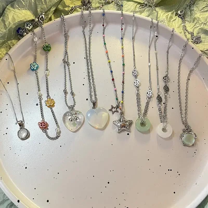 Collana con Ciondolo a Forma di Fiori Colorati Primaverili, Catena con Perline in Acciaio Inossidabile, Regalo di Moda per Matrimoni