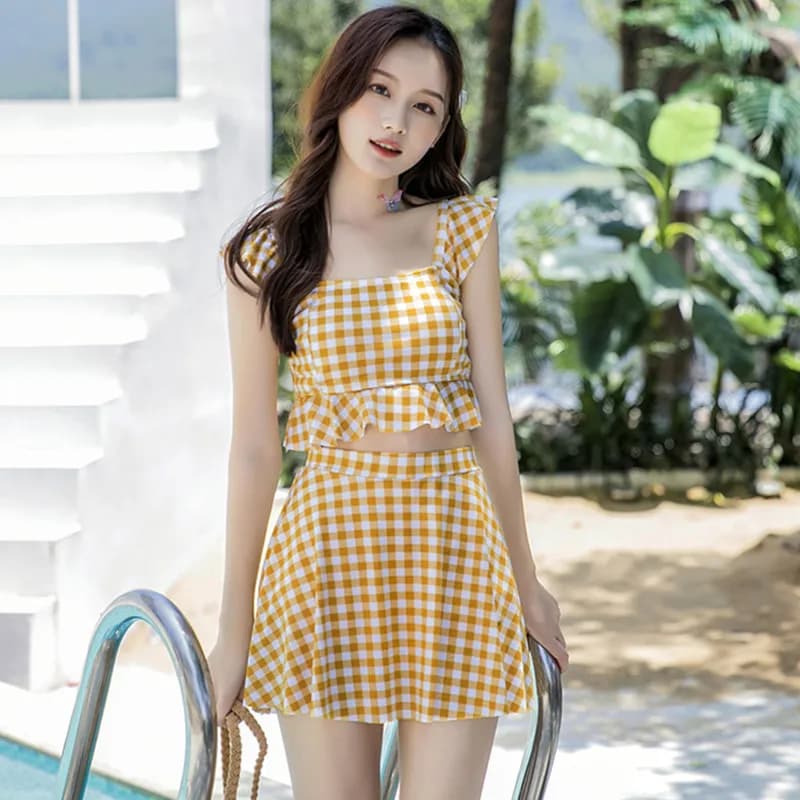 Costume da bagno da donna estivo mini gonna ad angolo divisa, ragazza carina primaverile calda, costume da bagno da studente a quadretti